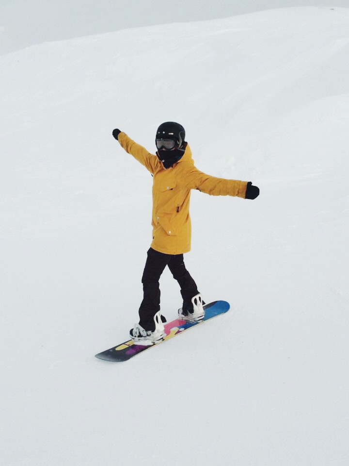 vilde amundsen norwegian snowboarder girl elevated clothing norway